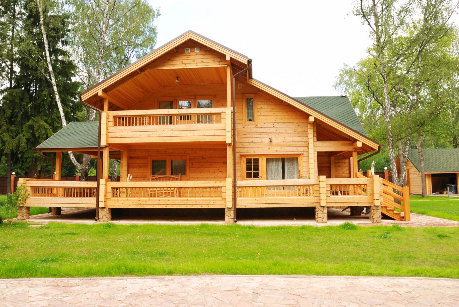 Lesene hiške ustvarijo pravi raj na vrtu